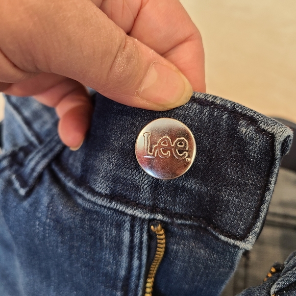 LEE Regular fit bootcut Mid rise flex motion waist elastic jeans - Picture 11 of 13